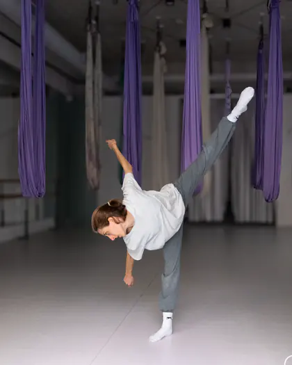 Contemporary Dance, in the studio